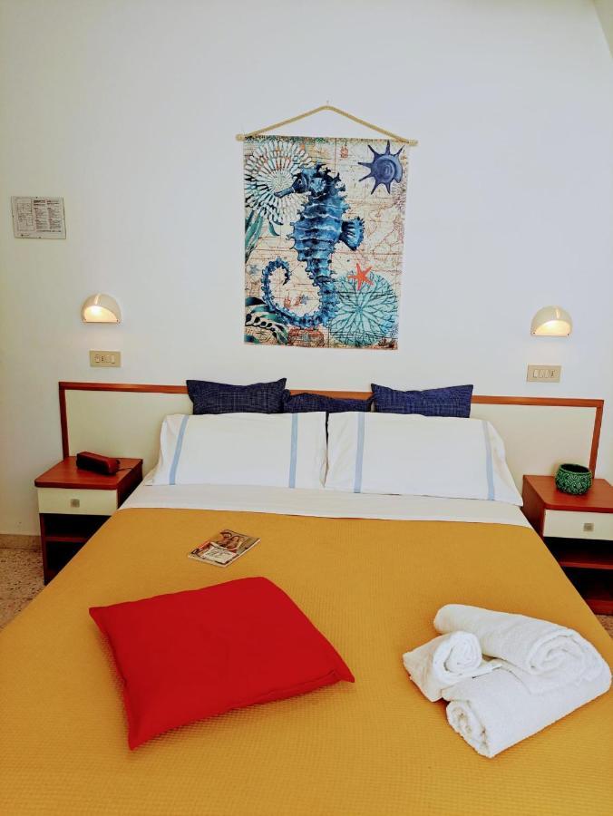 Hotel Adria B&B - Colazione Fino Alle 12 Misano Adriatico Εξωτερικό φωτογραφία